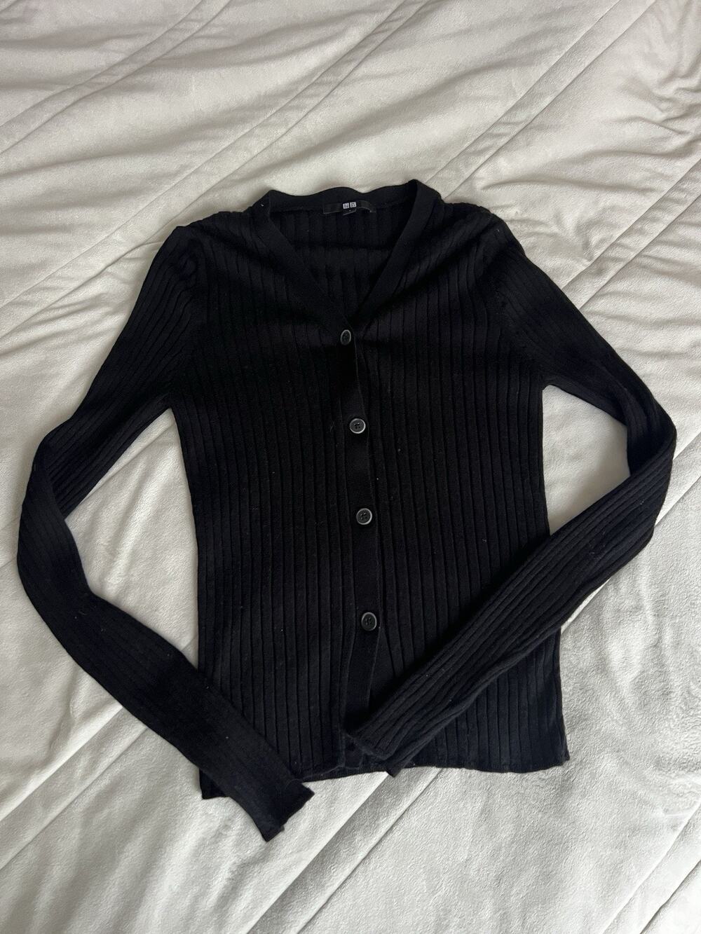 Uniqlo Black Pure Wool Button Cardigan Sweater V Neck Women's S